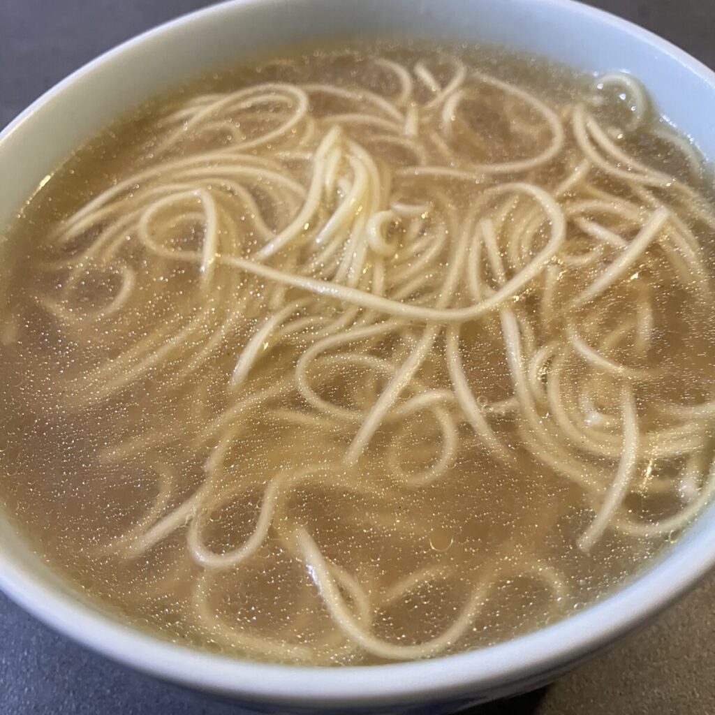 結論：シンプルあっさり味とストレート麺のバランスがうますぎる
