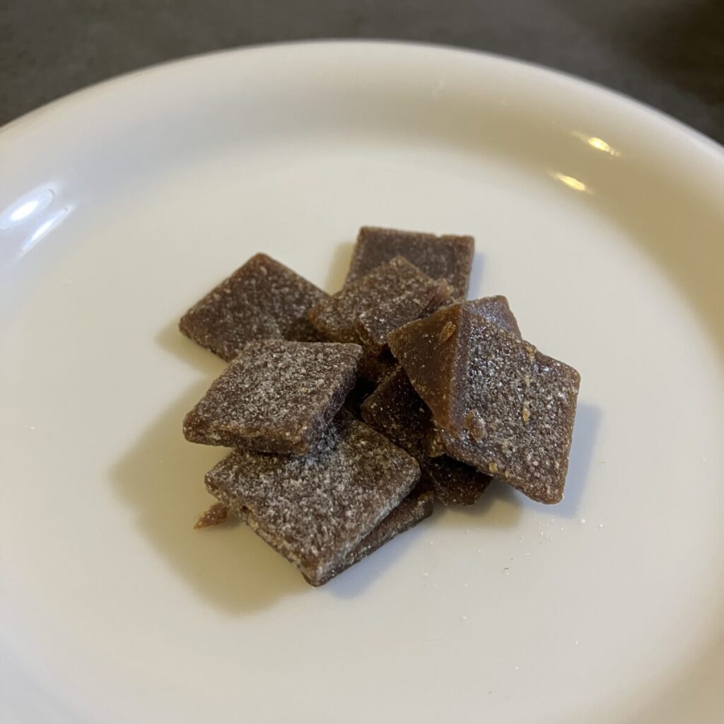 とにかく硬すぎる食感が人を選ぶ