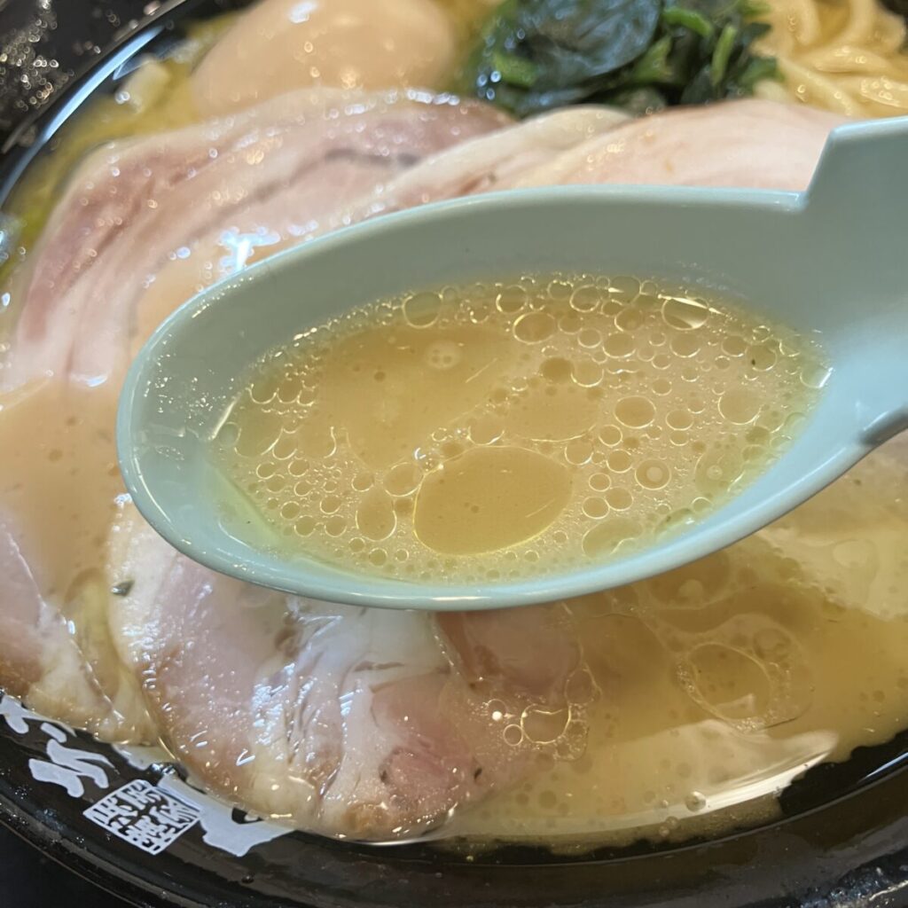 スープは美味しいけど完まくは体に悪いと思う