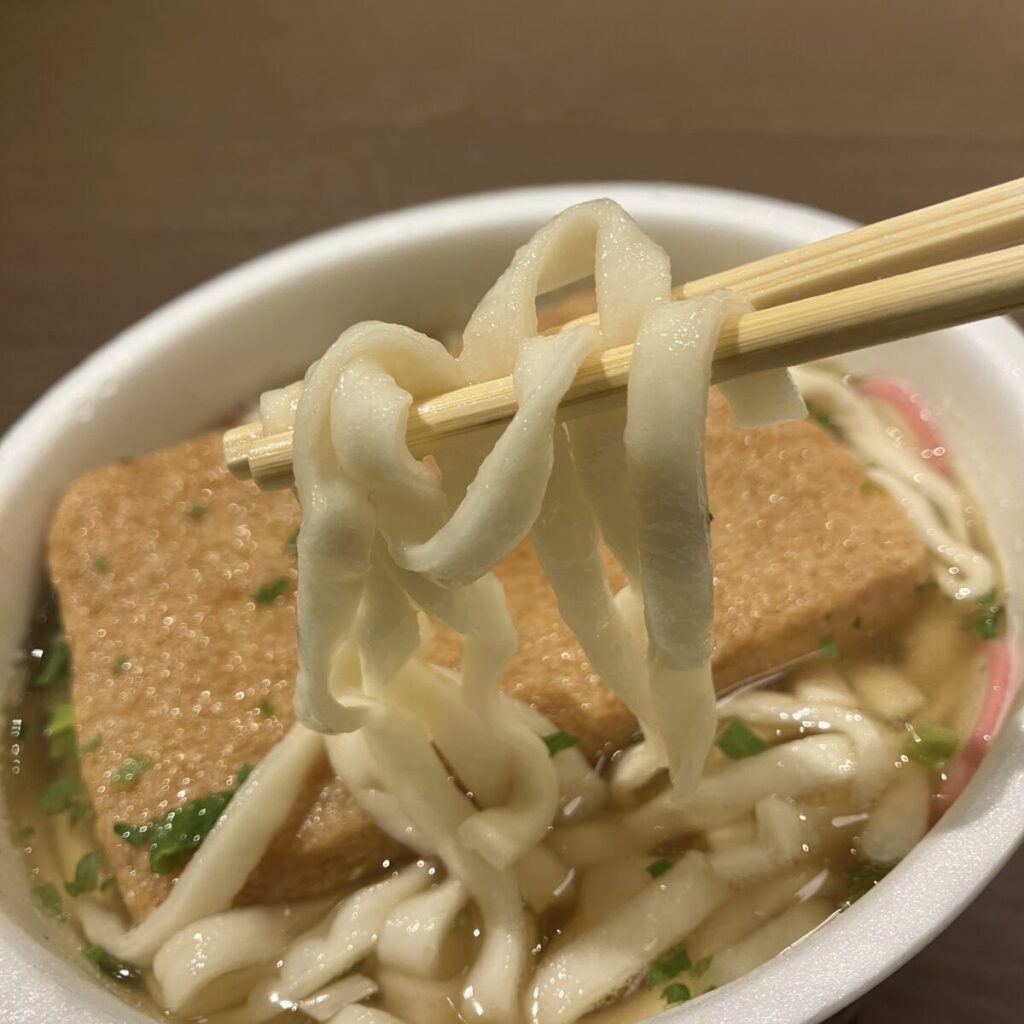 味は暴力的な強さではなく丁寧なおいしさ