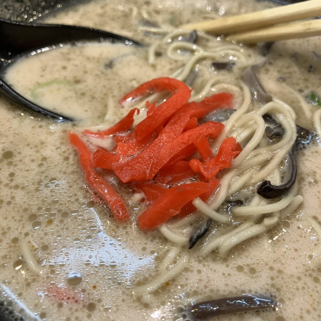 味変できるから替え玉しても飽きない