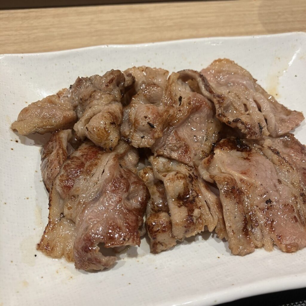松屋のカルビ焼肉定食を実際に食べた感想レビュー