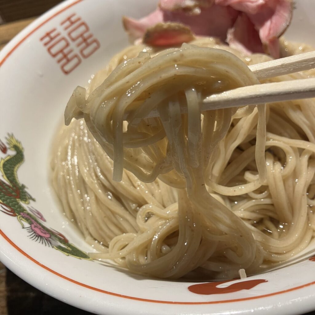 昆布水つけ麺の麺