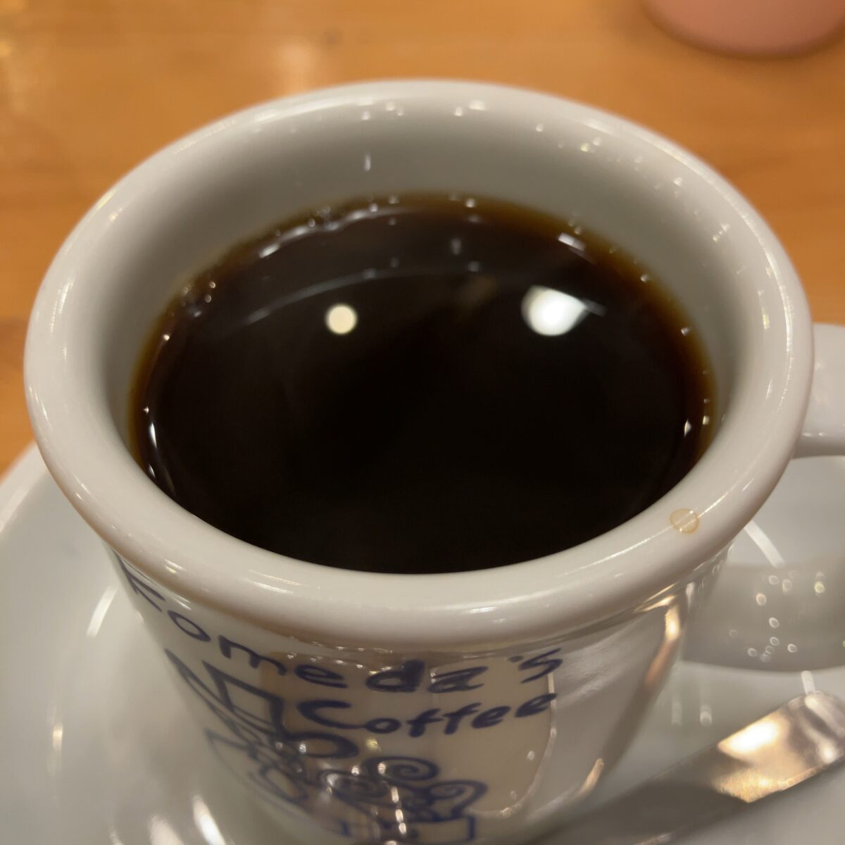 コメダのコーヒーがまずいと言われる3つの理由！ハンドドリップしていない割には高いね