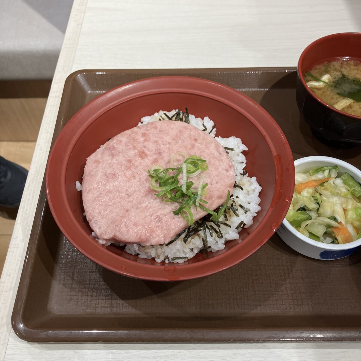 すき家のネギトロ丼がひどいと言われる4つの理由！マジでフリスビーだけど美味しいです