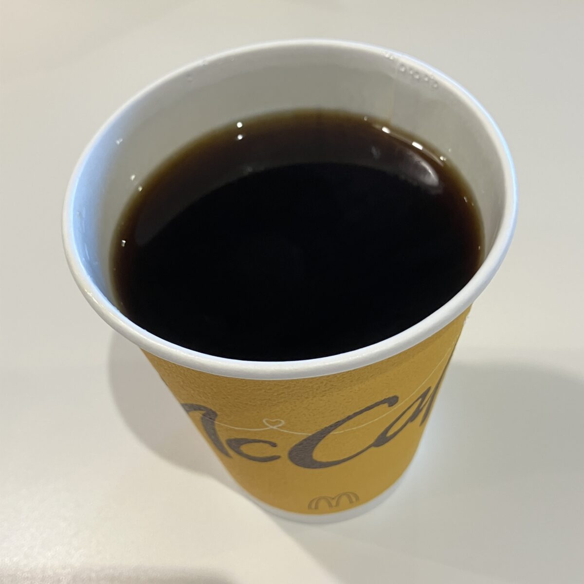 マクドナルドのコーヒーがまずいと言われる3つの理由！ハンバーガーに合わせやすくて美味しい