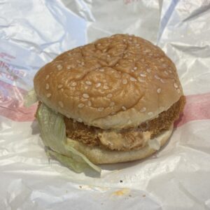 マクドナルドのエビフィレオがまずいと言われる3つの理由!食べたことない人はぜひ1度頼んでみてほしい