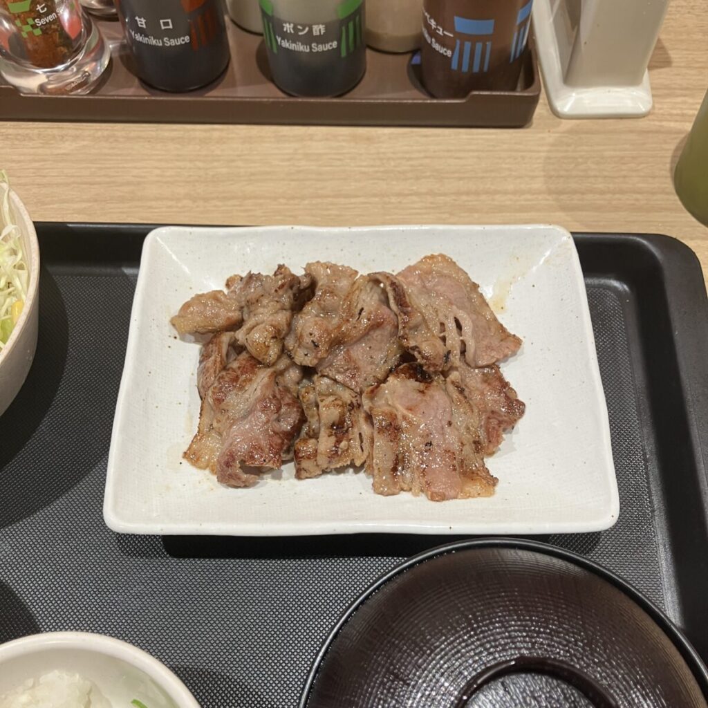 松屋のカルビ焼肉定食がまずいと言われる6つの理由！けっこうボリュームがあって美味しかった