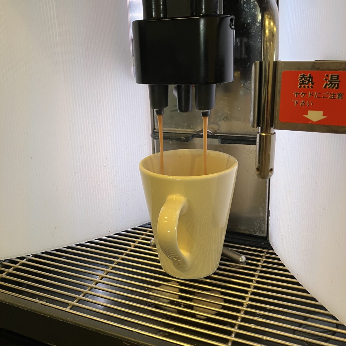 ガストのコーヒーがまずいと言われる3つの理由!あっさり系好きなら美味しい