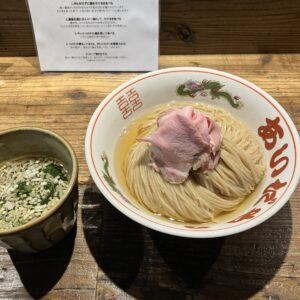昆布水つけ麺がまずいと言われる3つの理由！塩だけでも美味しく食べれるやつでした